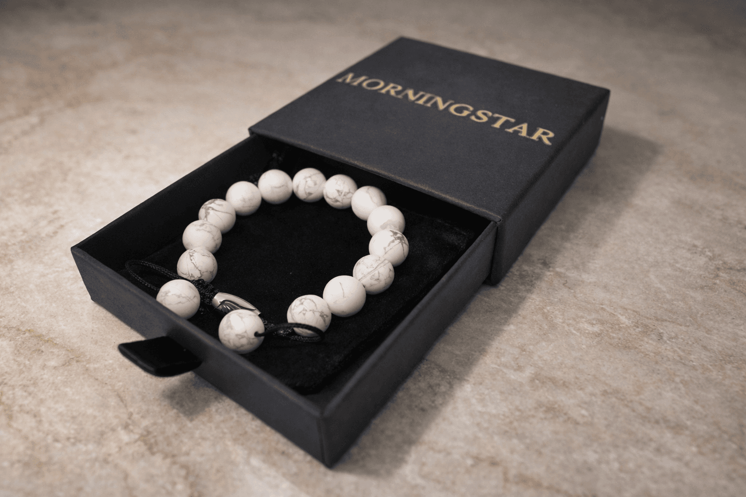 Howlita Blanca
